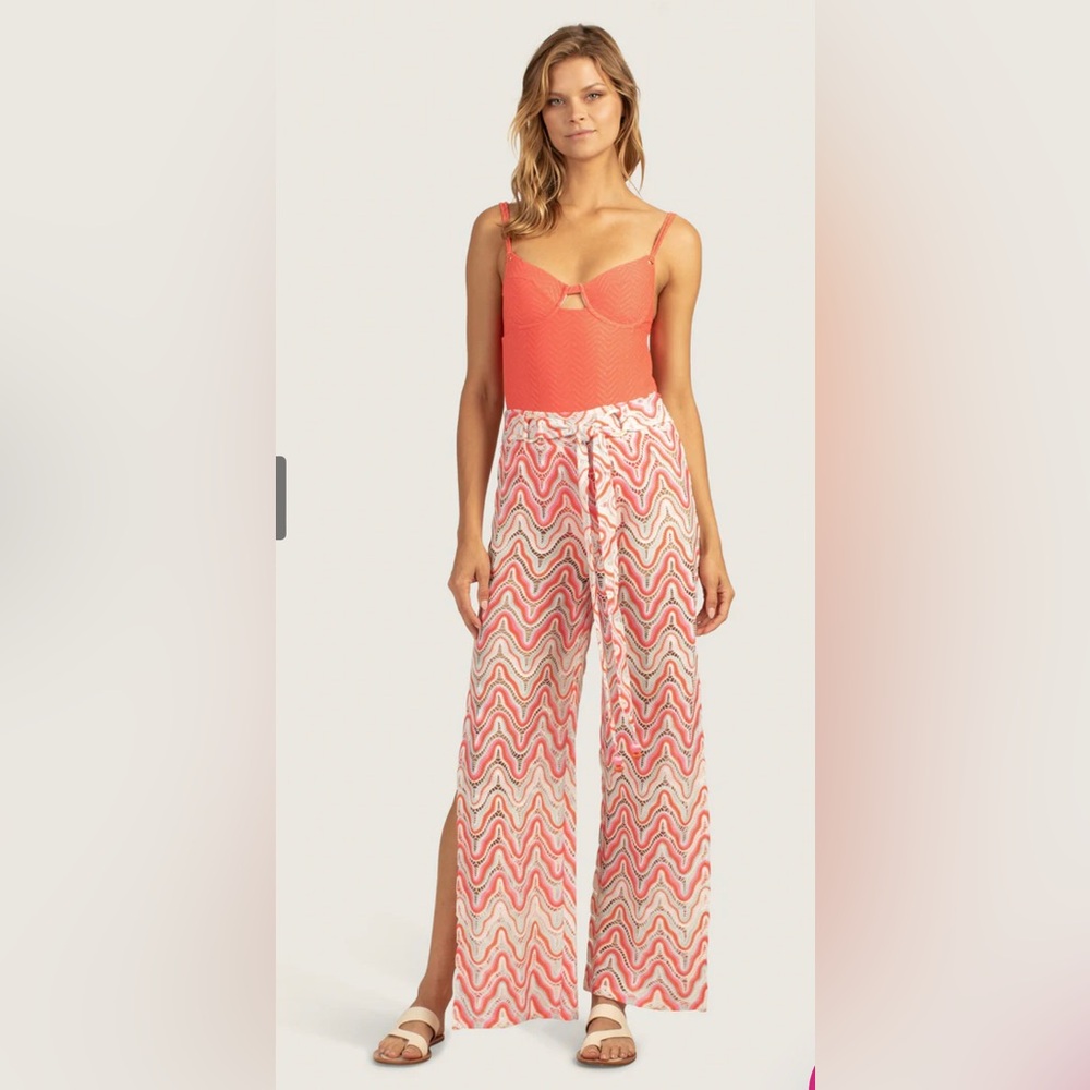 Trina Turk  Crochet Cover Up - New 🌴🌴🌴